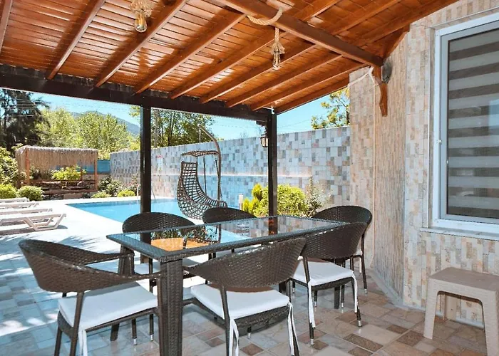 Kayakoey 3 Bedroom Secluded With Private Pool Hot Tub