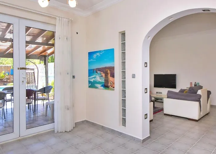 Kayakoey 3 Bedroom Secluded With Private Pool Hot Tub Villa