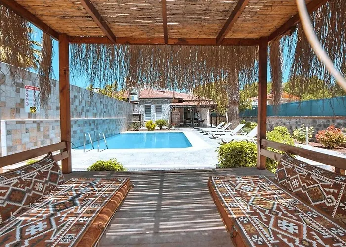 Kayakoey 3 Bedroom Secluded With Private Pool Hot Tub Vilă *