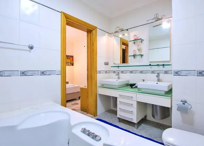 Вилла Kayakoey 3 Bedroom Secluded With Private Pool Hot Tub